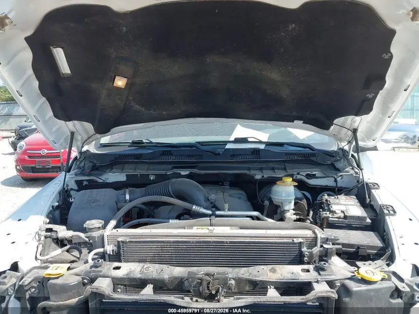 2016 RAM 1500 SLT