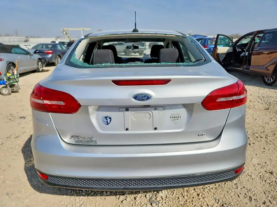 2018 FORD FOCUS SE  