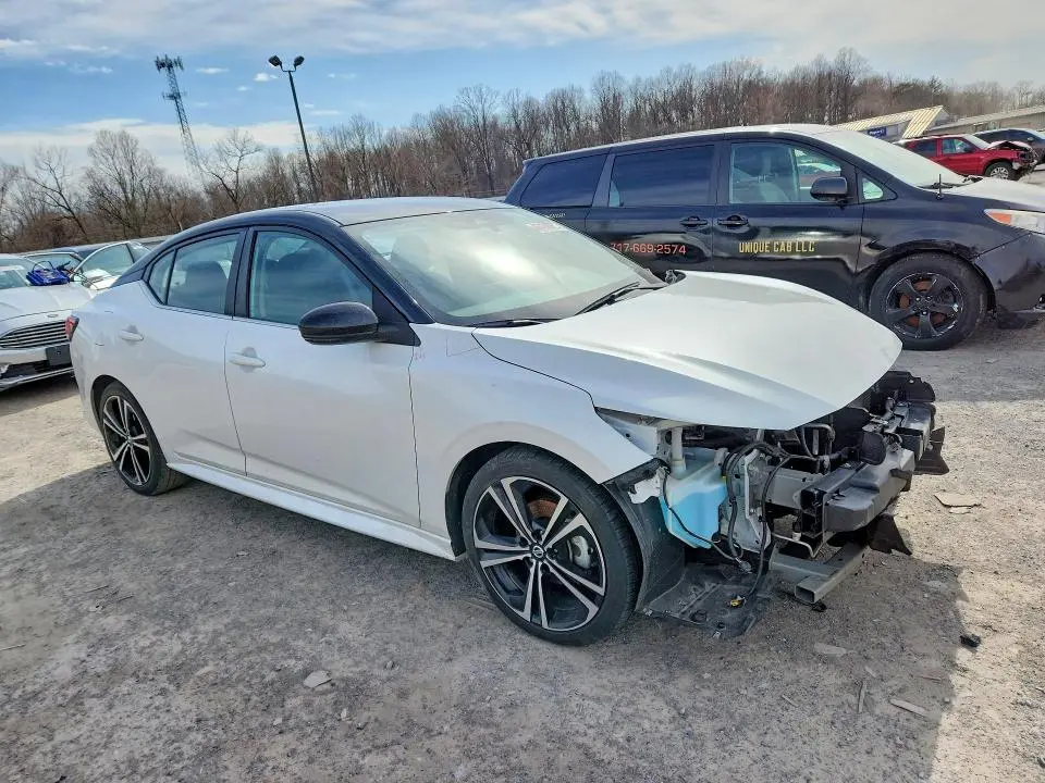 2020 NISSAN SENTRA SR  