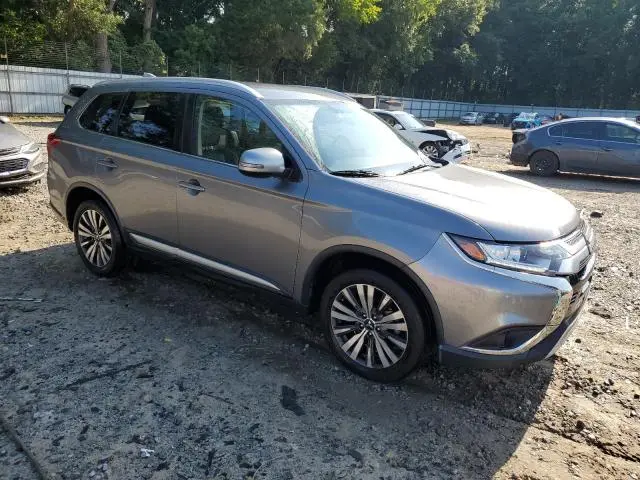 2019 MITSUBISHI OUTLANDER SE  