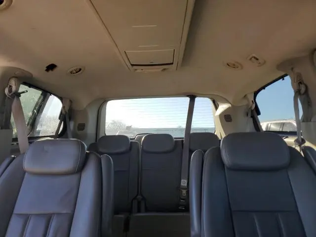 2010 CHRYSLER TOWN & COUNTRY TOURING  