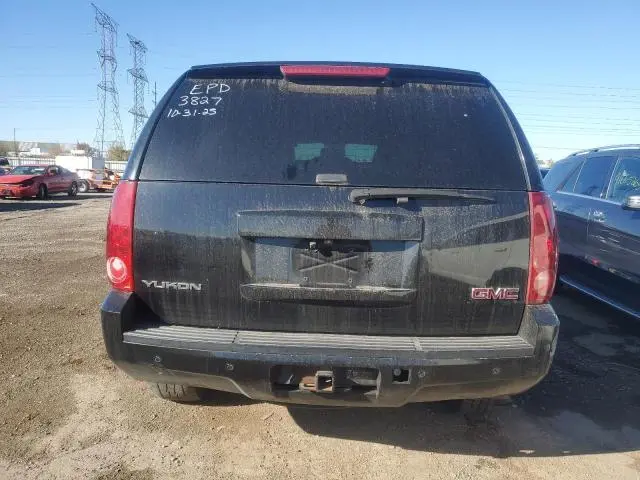 2013 GMC YUKON SLE  