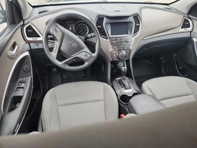 2017 HYUNDAI SANTA FE SE  