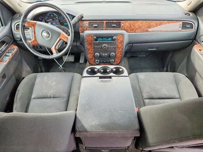 2013 CHEVROLET AVALANCHE LS  