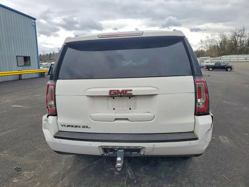 2019 GMC YUKON XL K1500 SLT  