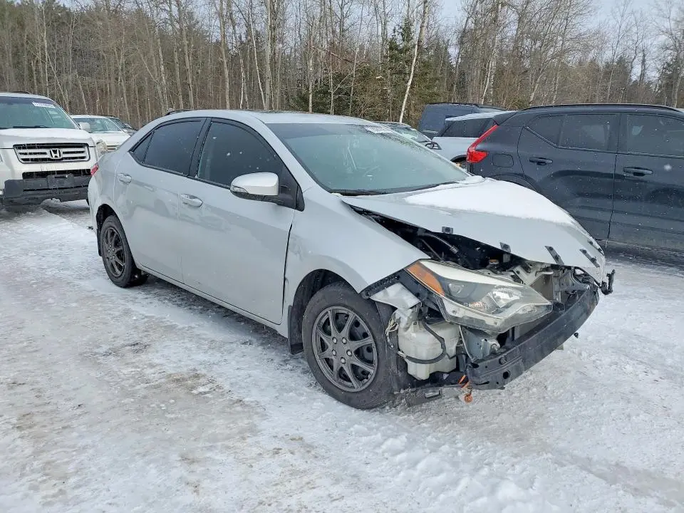 2015 TOYOTA COROLLA   