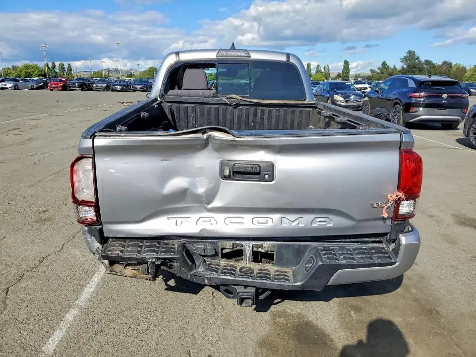 2019 TOYOTA TACOMA TRD SPORT  