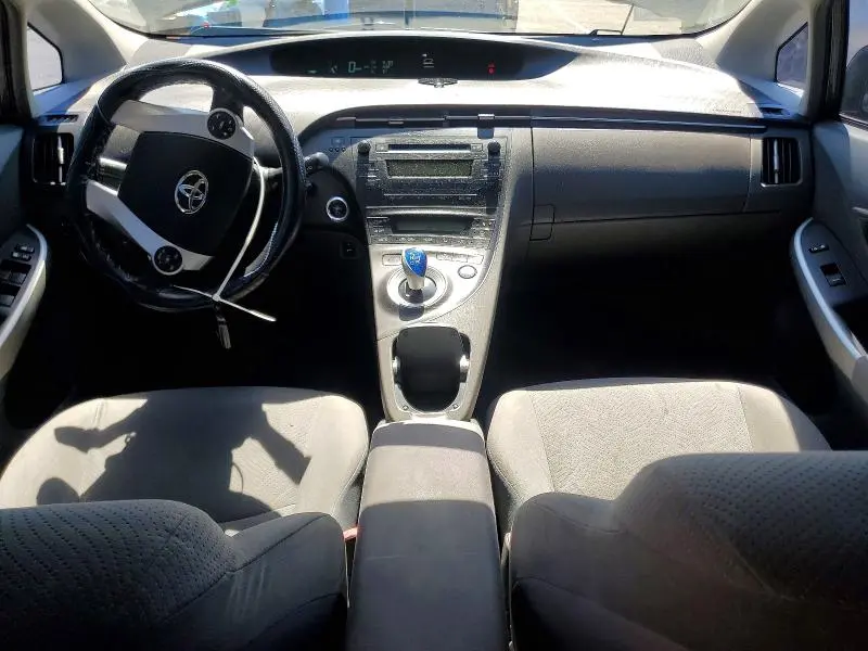 2010 TOYOTA PRIUS II  