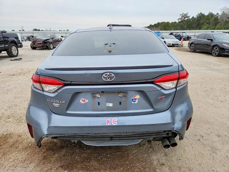 2021 TOYOTA COROLLA SE  