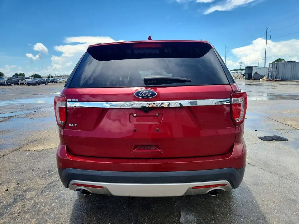 2017 FORD EXPLORER XLT  