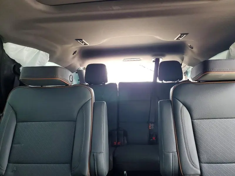 2025 GMC YUKON AT4  