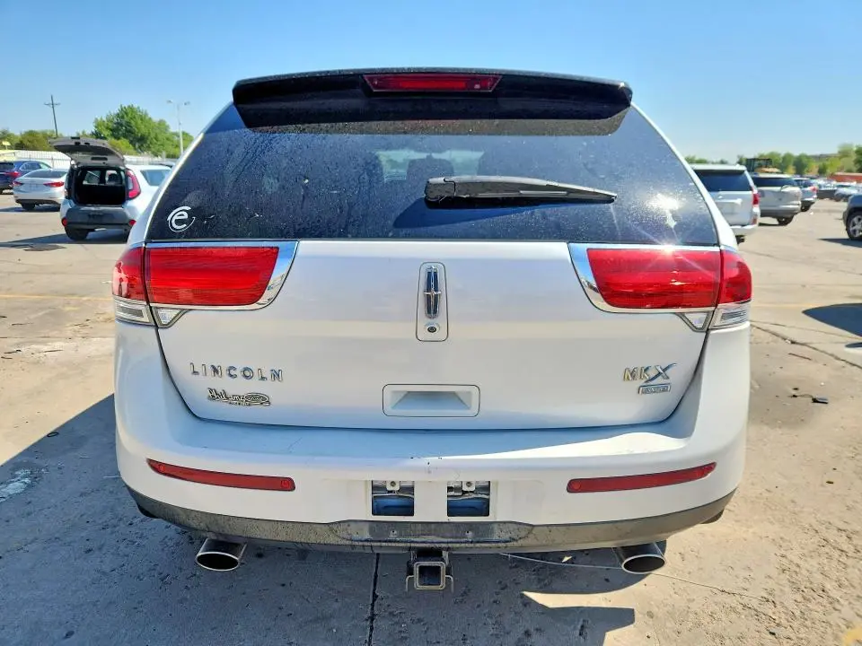 2011 LINCOLN MKX   