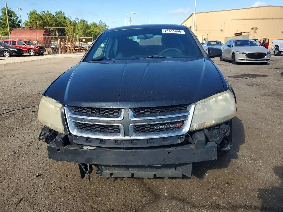 2011 DODGE AVENGER EXPRESS  