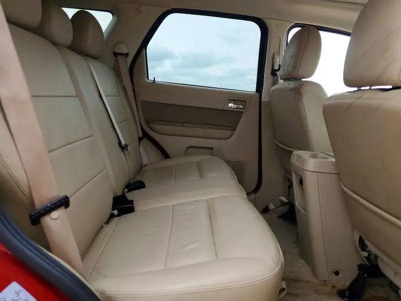 2010 FORD ESCAPE LIMITED  