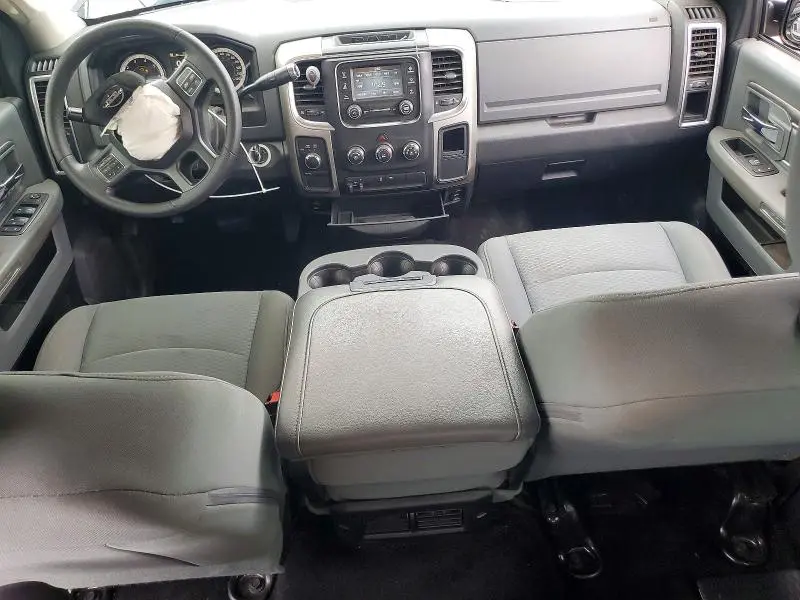2016 RAM 2500 SLT  