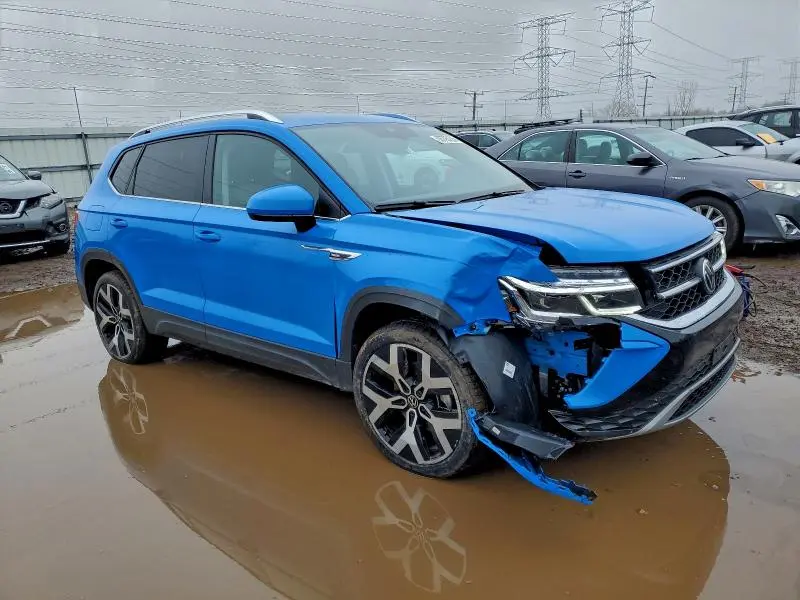 2022 VOLKSWAGEN TAOS SEL  