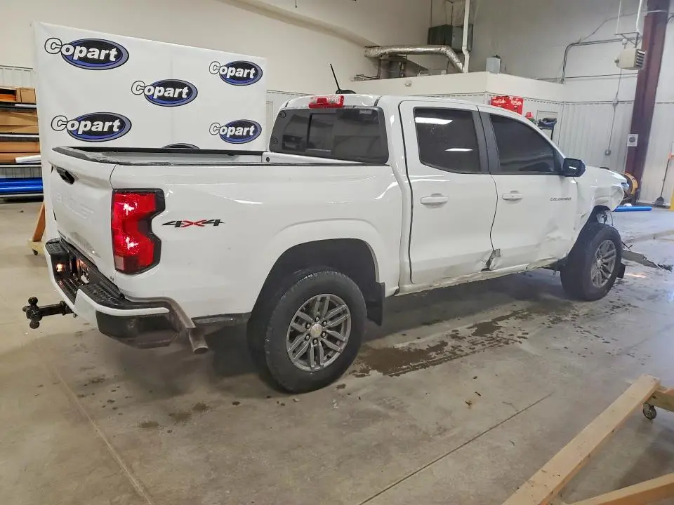 2024 CHEVROLET COLORADO LT  