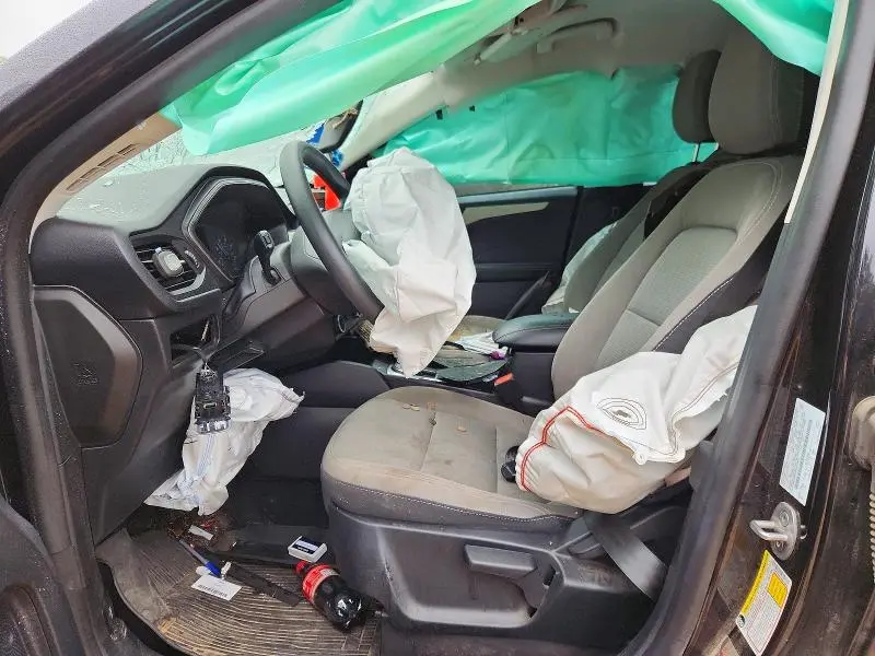 2022 FORD ESCAPE S  