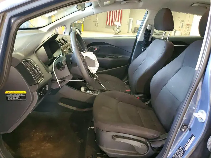 2016 KIA RIO LX  