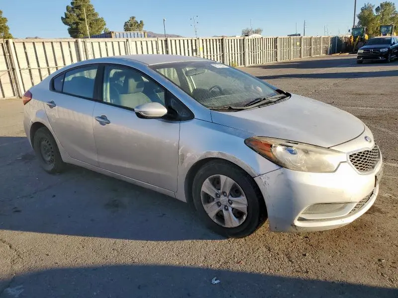 2016 KIA FORTE LX  