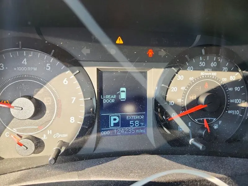 2017 TOYOTA SIENNA LE 8-PASSENGER  