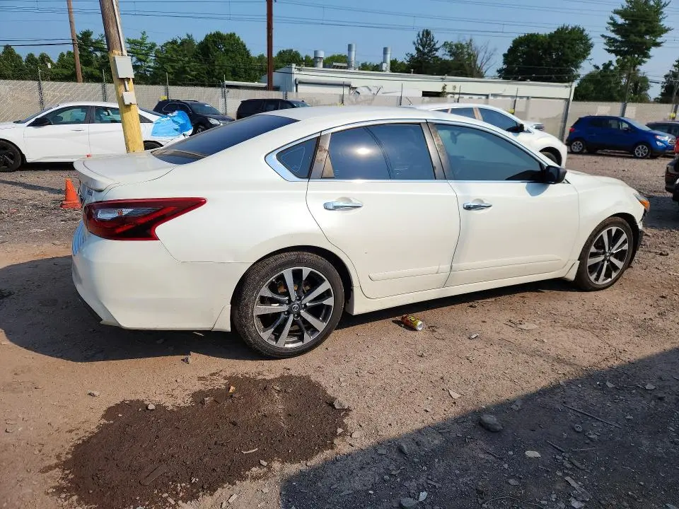 2017 NISSAN ALTIMA 2.5 SR  