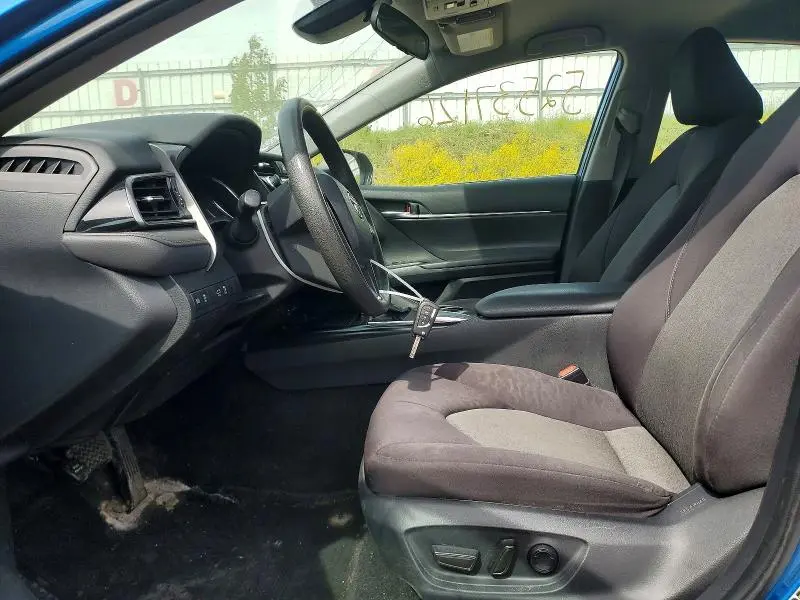 2019 TOYOTA CAMRY   