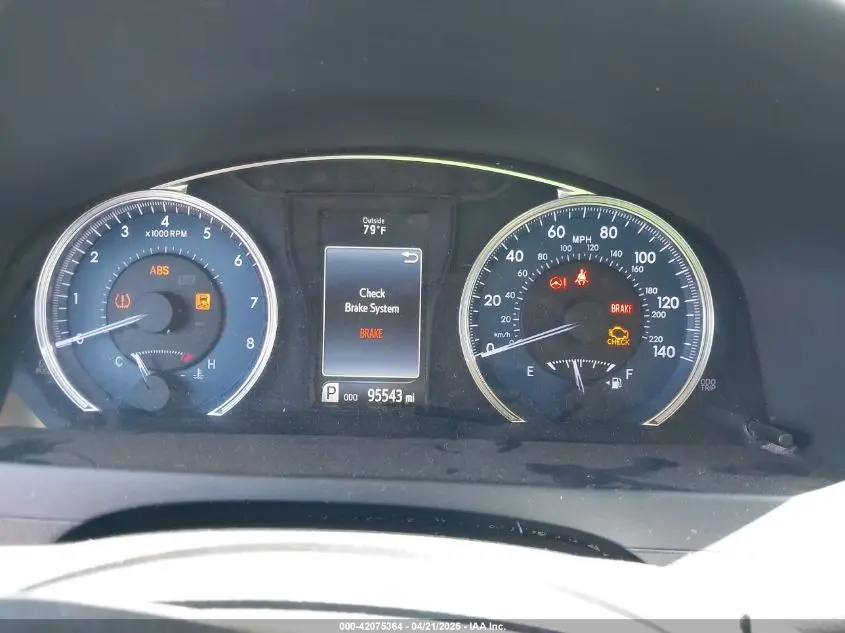 2016 TOYOTA CAMRY LE