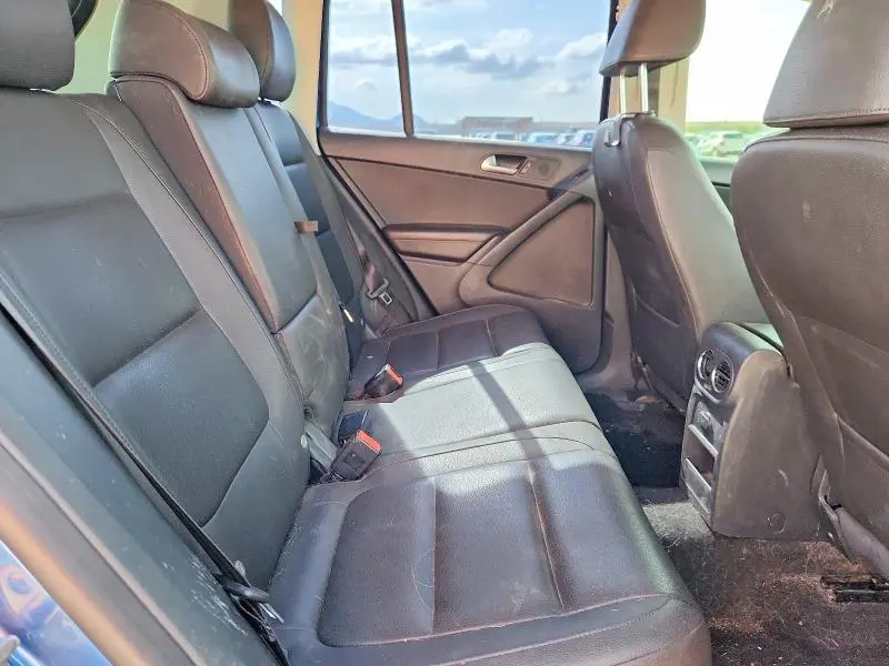 2017 VOLKSWAGEN TIGUAN S  