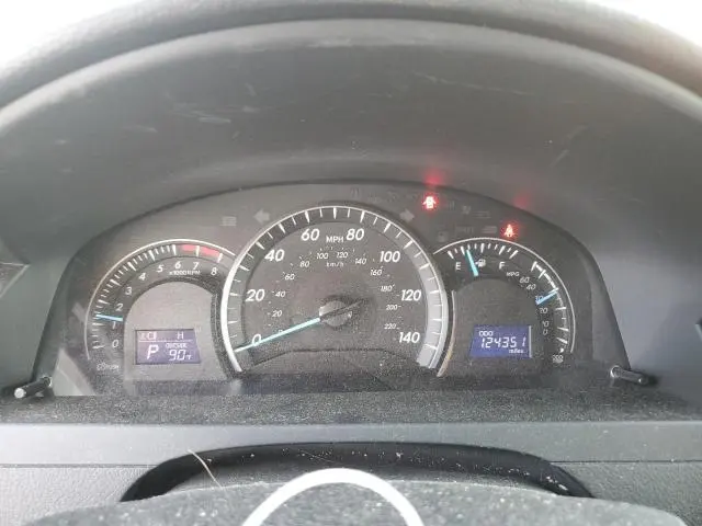 2012 TOYOTA CAMRY BASE  