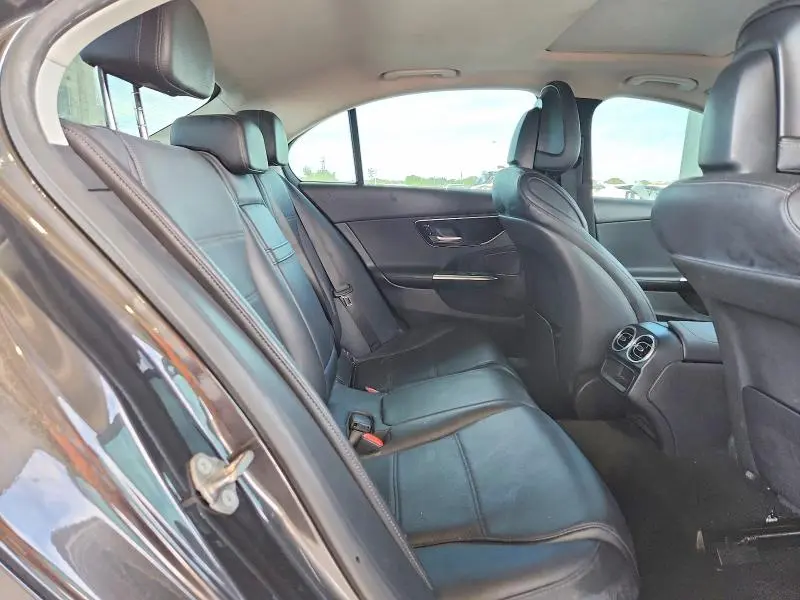 2022 MERCEDES-BENZ C 300  