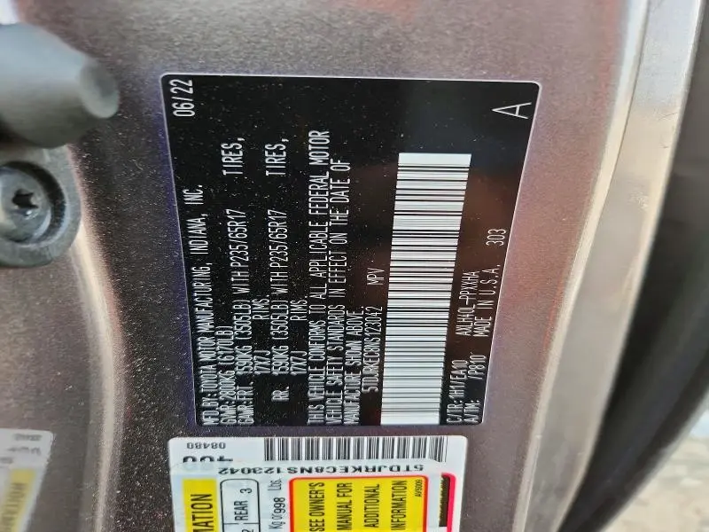 2022 TOYOTA SIENNA XLE  