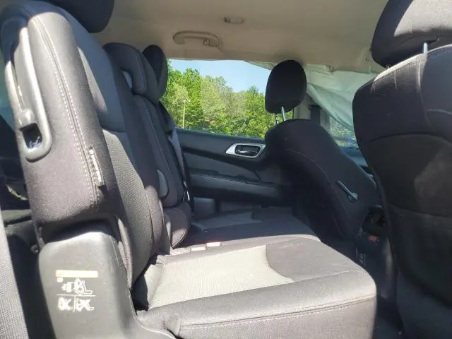 2018 NISSAN PATHFINDER S  