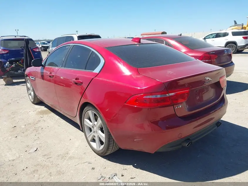 2017 JAGUAR XE 25T PREMIUM