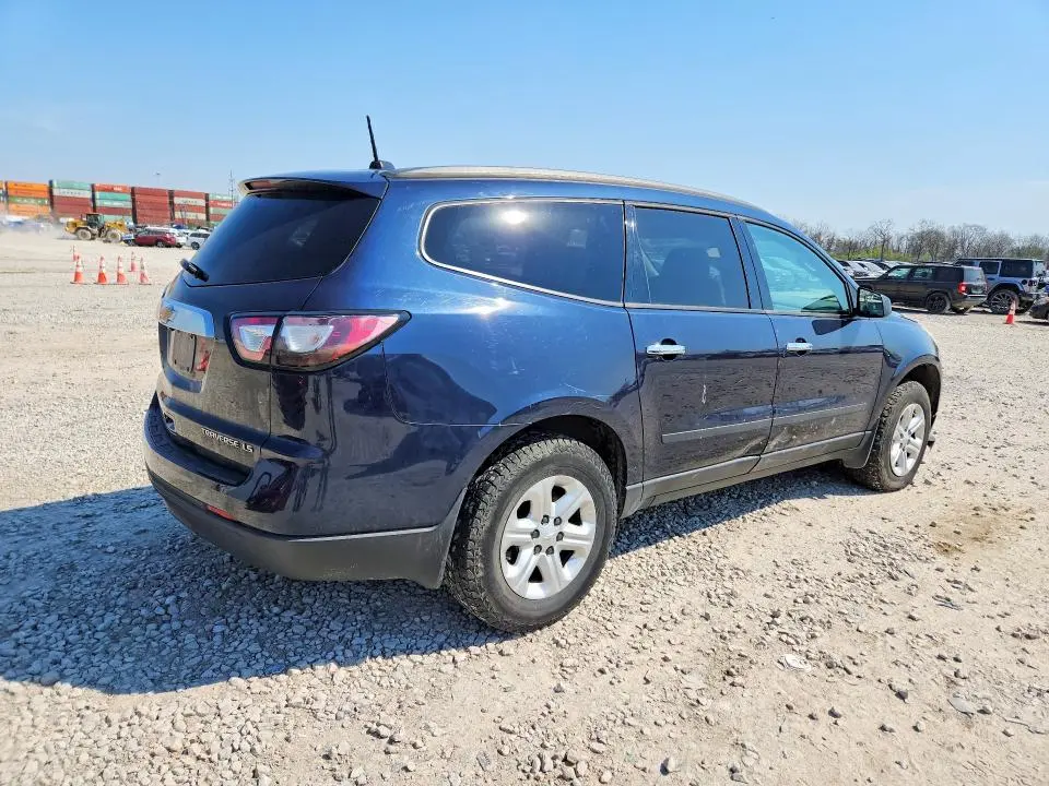 2016 CHEVROLET TRAVERSE LS  