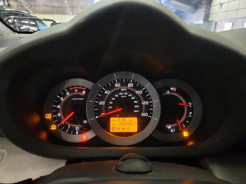 2011 TOYOTA RAV4 BASE  