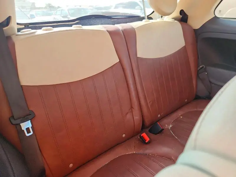 2012 FIAT 500 LOUNGE  