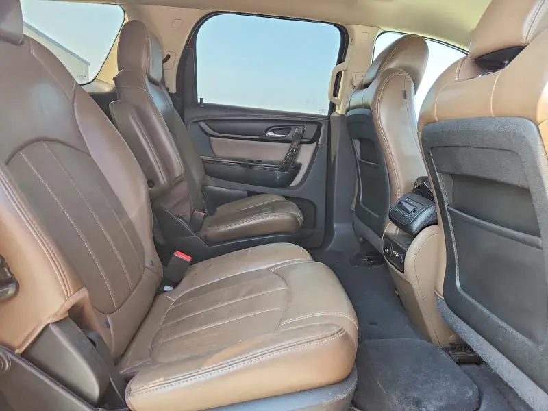 2013 GMC ACADIA SLT-2  