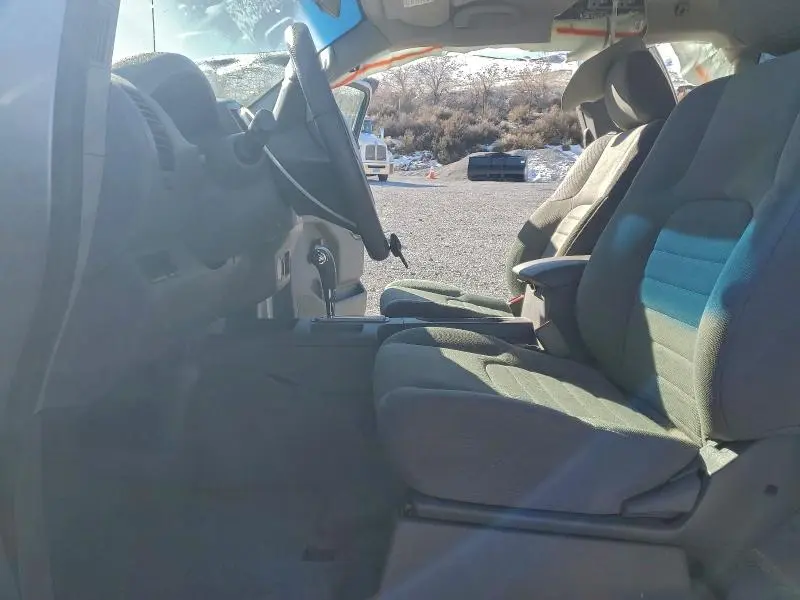 2017 NISSAN FRONTIER S  