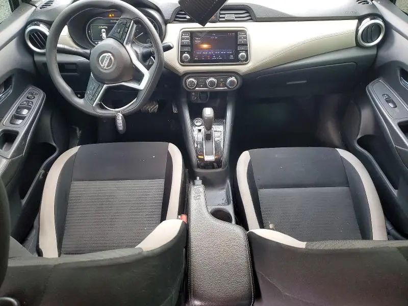 2020 NISSAN VERSA SV  