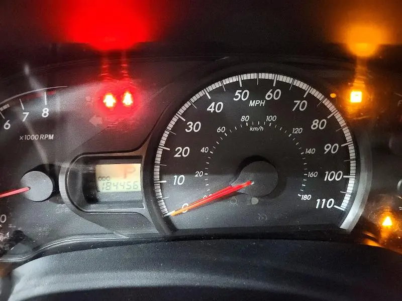 2012 TOYOTA SIENNA LE  