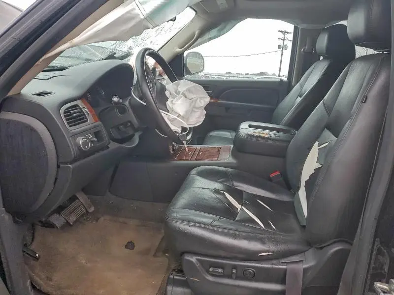 2013 CHEVROLET SUBURBAN C1500 LTZ  