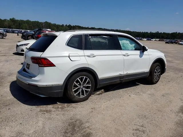 2020 VOLKSWAGEN TIGUAN SE  