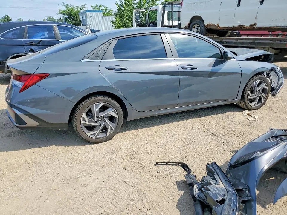 2025 HYUNDAI ELANTRA LIMITED  