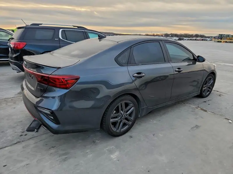 2021 KIA FORTE GT LINE  