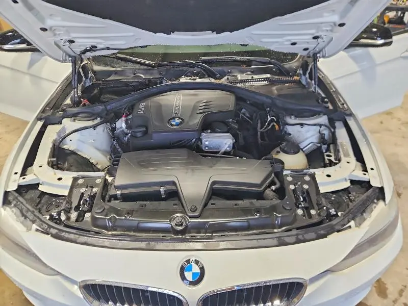 2014 BMW 320   