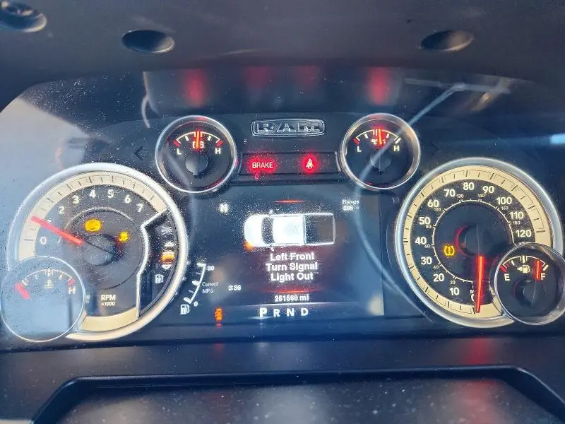 2014 RAM 1500 LARAMIE  