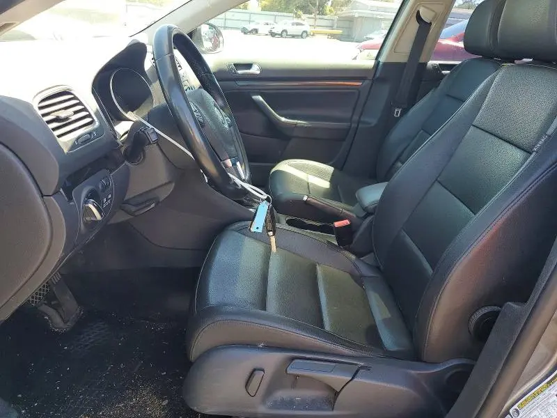 2013 VOLKSWAGEN JETTA TDI  