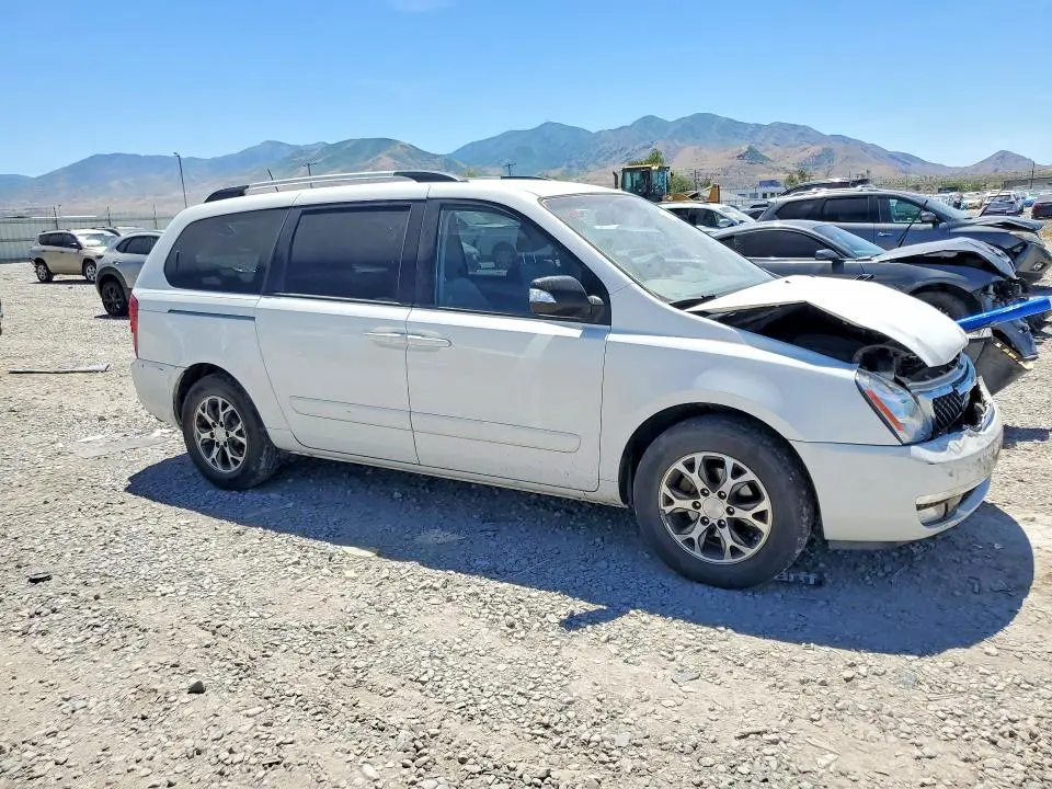 2014 KIA SEDONA LX  