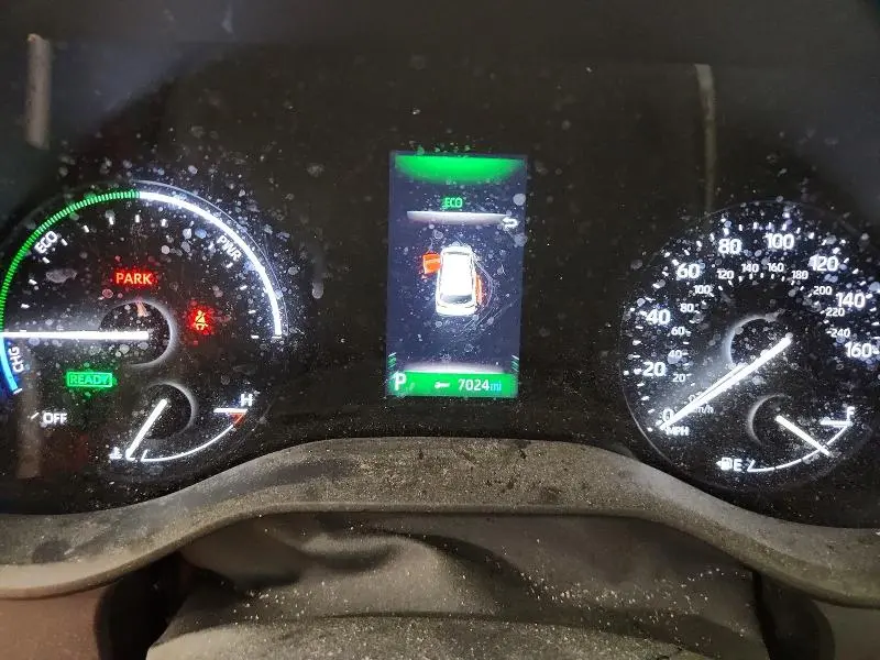 2022 TOYOTA SIENNA LE  